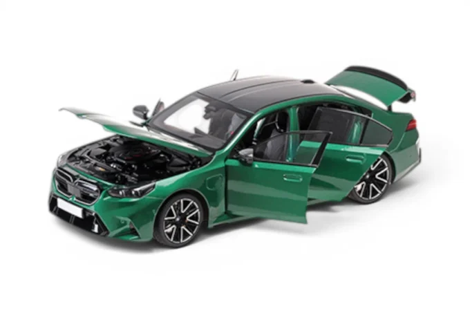 BMW M5 (G90)