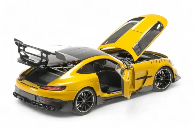 Mercedes-AMG GT Black Series - Image 2