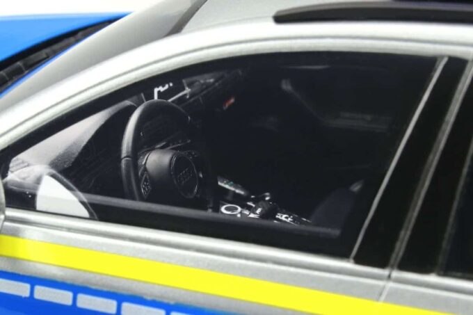 ABT Audi RS4-R Avant Polizei – Image 10