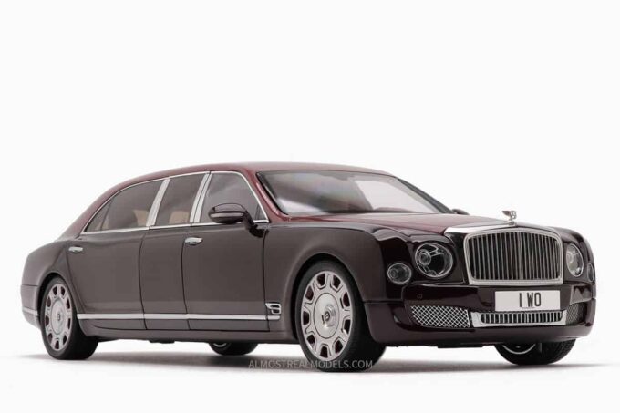 Bentley Mulsanne Grand Limousine Burgundy