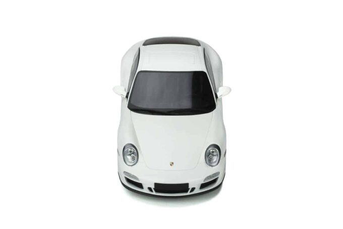 Porsche 911 (997.2) GTS – Image 8