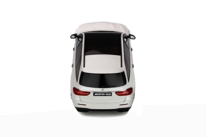 Mercedes-AMG E 63 S Break – Image 9