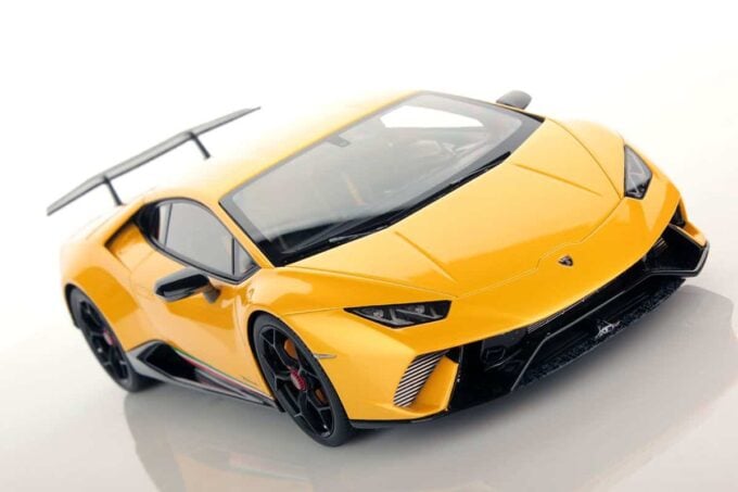 Lamborghini Huracán Performante - Image 4