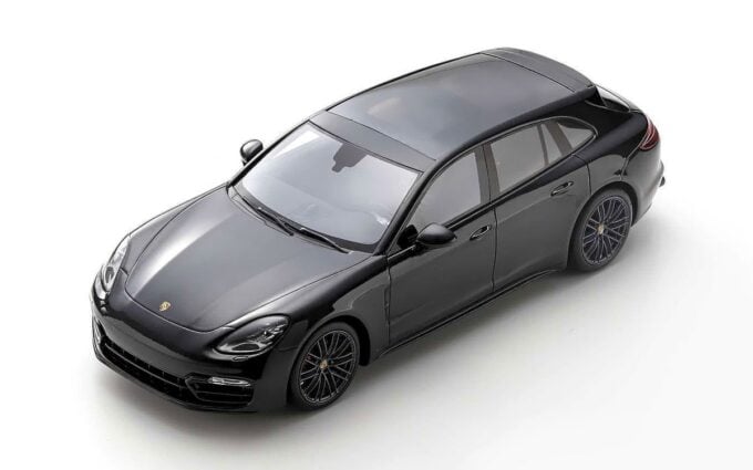 Porsche Panamera GTS Sport Turismo