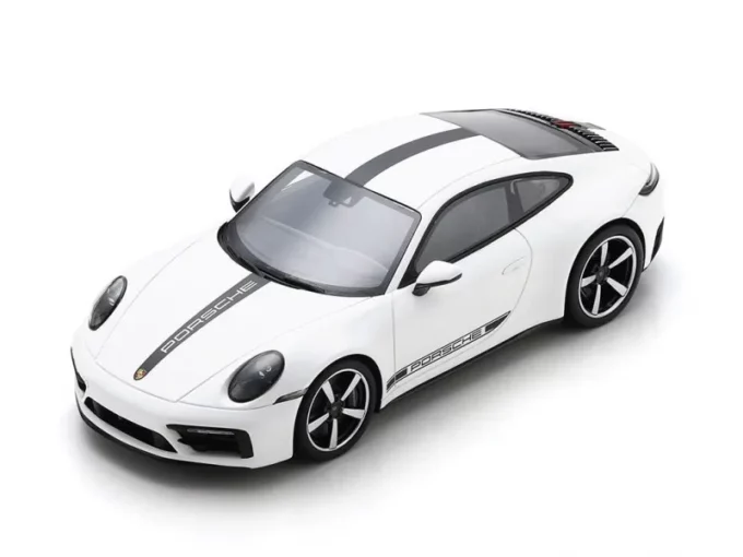 Porsche 911 (992) Carrera 4S