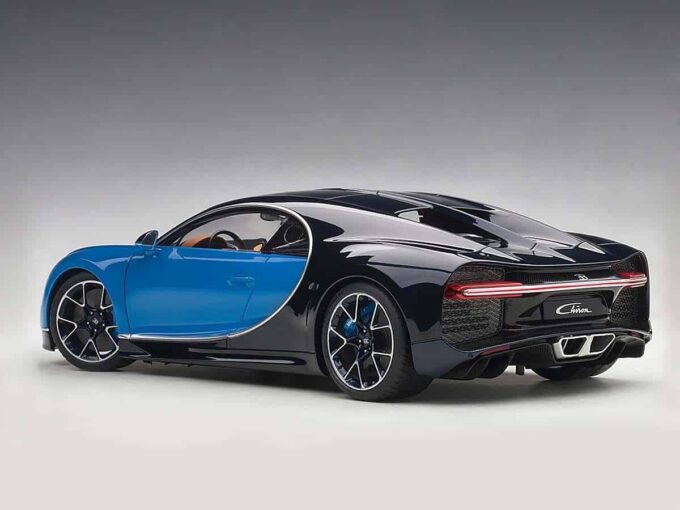 Bugatti Chiron – Image 2