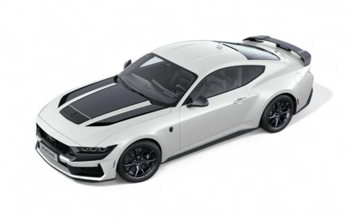 Ford Mustang Dark Horse