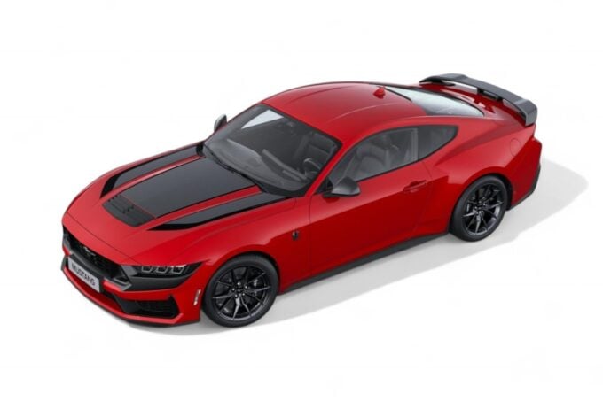 Ford Mustang Dark Horse