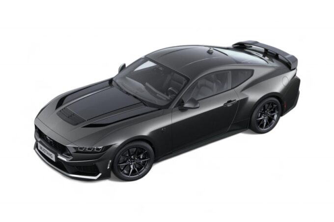 Ford Mustang Dark Horse