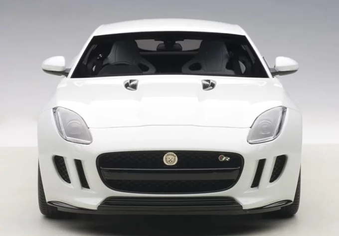 Jaguar F-Type R Coupe - Image 9
