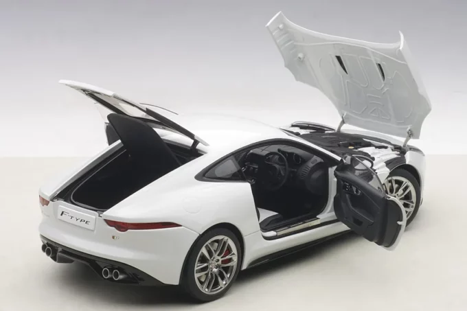 Jaguar F-Type R Coupe - Image 3