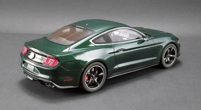 Ford Mustang Bullitt - Image 2