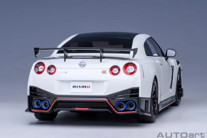 Nissan Skyline GT-R (R35) Nismo 2022 Special Edition – Image 8