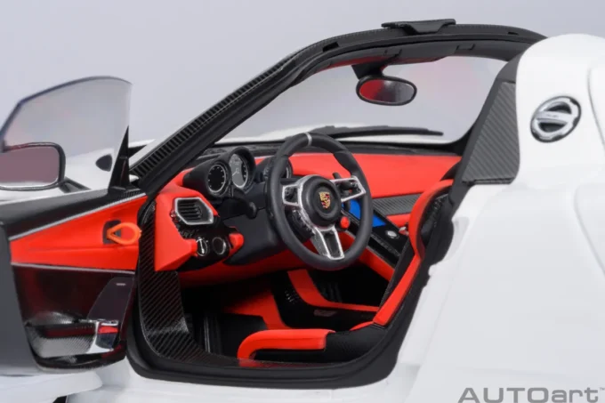 Porsche 918 Spyder Weissach Package – Image 4