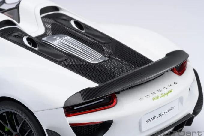 Porsche 918 Spyder Weissach Package – Image 7