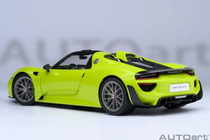 Porsche 918 Spyder Weissach Package – Image 2