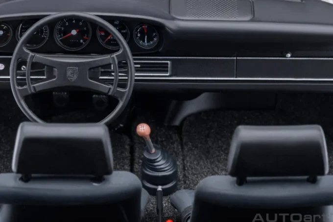 Porsche 911 Carrera 2.7 RS - Image 9