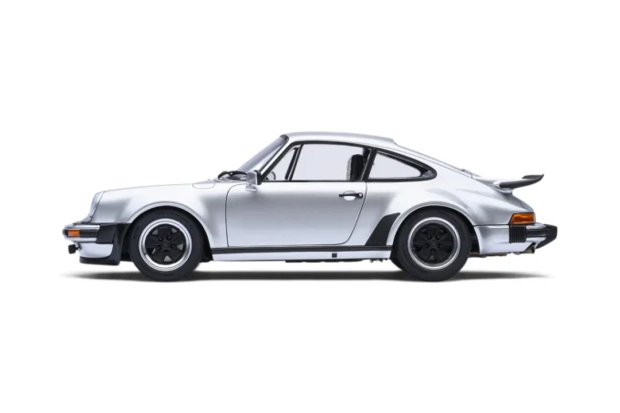 Porsche 911 (930) Turbo 3.0 - Image 13