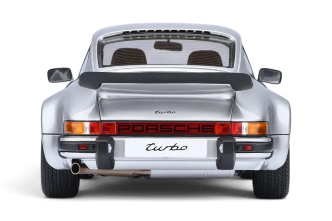 Porsche 911 (930) Turbo 3.0 - Image 12
