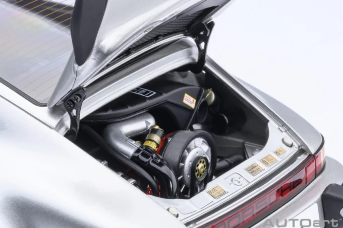 Porsche 911 (930) Turbo 3.0 - Image 8