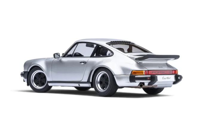 Porsche 911 (930) Turbo 3.0 – Image 2