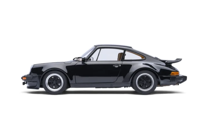 Porsche 911 (930) Turbo 3.0 Voiture 1:18 AUTOart 78111 - Modelkars