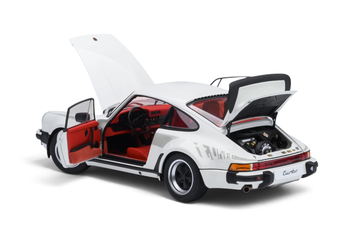 Porsche 911 (930) Turbo 3.0 1:18 model car AUTOart, Pre-orders