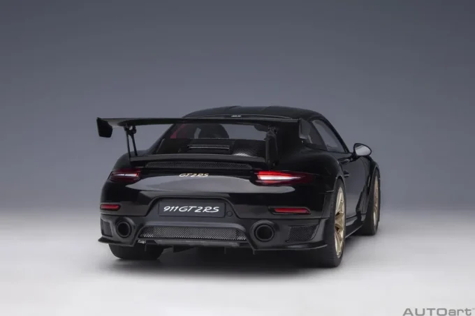 Porsche 911 (991.2) GT2 RS Weissach Package – Image 15