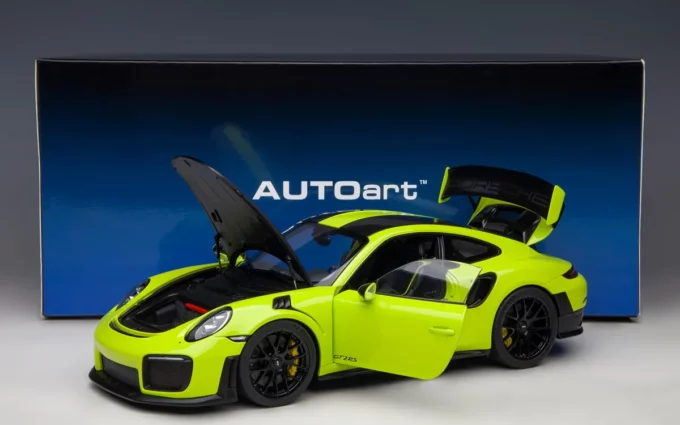 AUTOart - POR 911 GT2 RS Weissach Package - 1/18