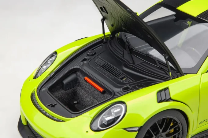 Porsche 911 (991.2) GT2 RS Weissach Package – Image 6