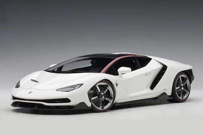 Lamborghini Centenario LP770-4
