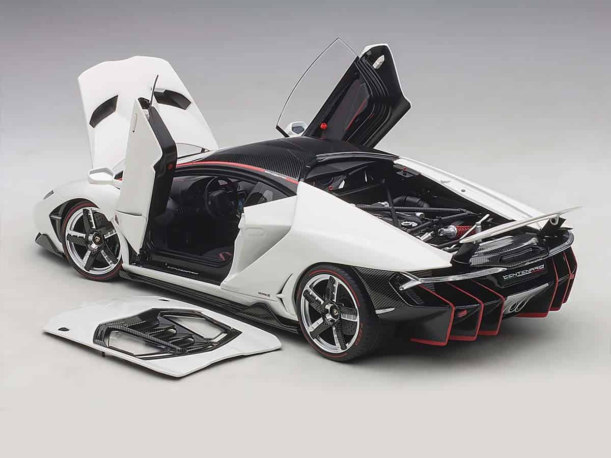 Lamborghini Centenario LP770-4 1:18 model car AUTOart 79111