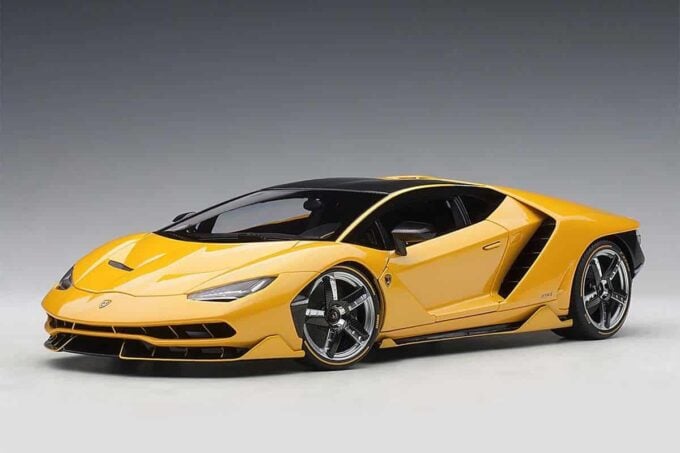 Lamborghini Centenario LP770-4