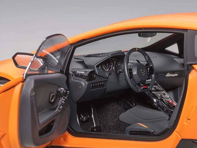 Lamborghini Huracan Performante – Image 3