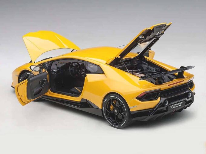 Lamborghini Huracan Performante – Image 5