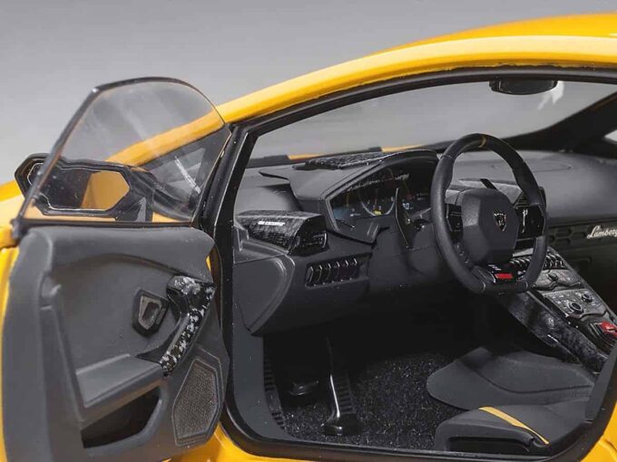 Lamborghini Huracan Performante – Image 4