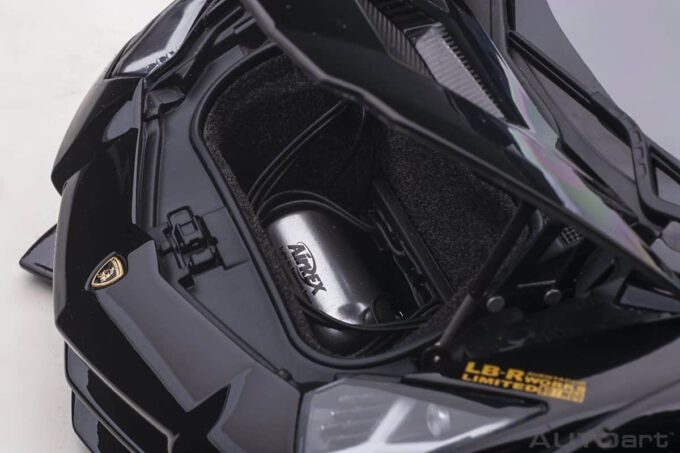 LB-Works Lamborghini Aventador Liberty Walk Limited Edition – Image 8
