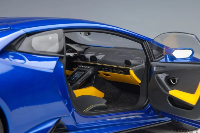 Lamborghini Huracan Evo – Image 5