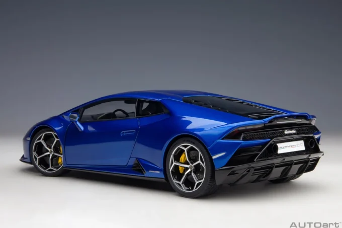 Lamborghini Huracan Evo – Image 2