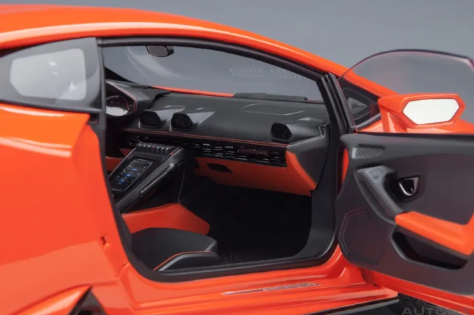 Lamborghini Huracan Evo – Image 5