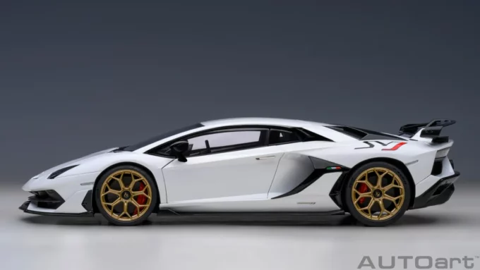 Lamborghini Aventador SVJ – Image 10