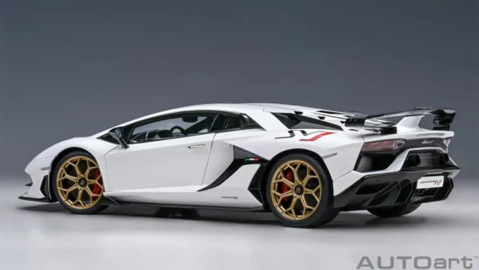 Lamborghini Aventador SVJ – Image 2
