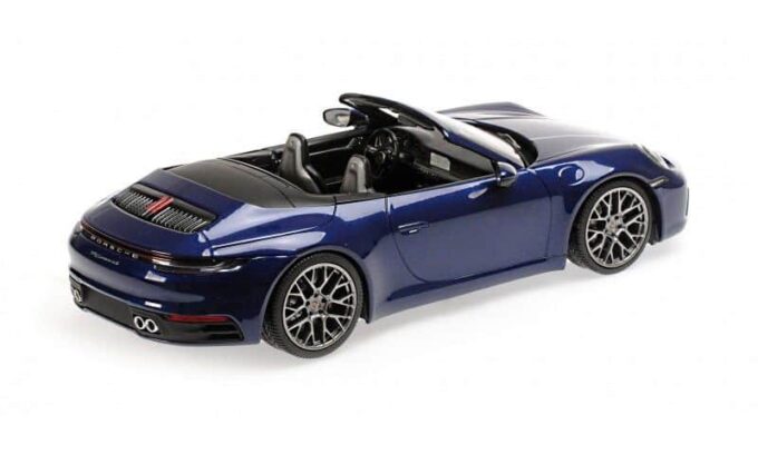 Porsche 911 (992) Carrera 4S Cabriolet - Image 2