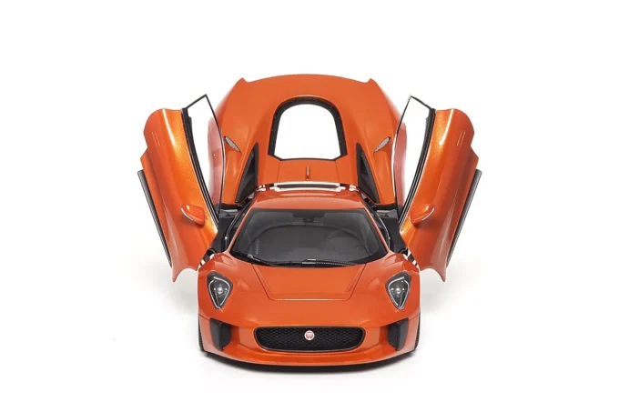 Jaguar C-X75 - Image 10
