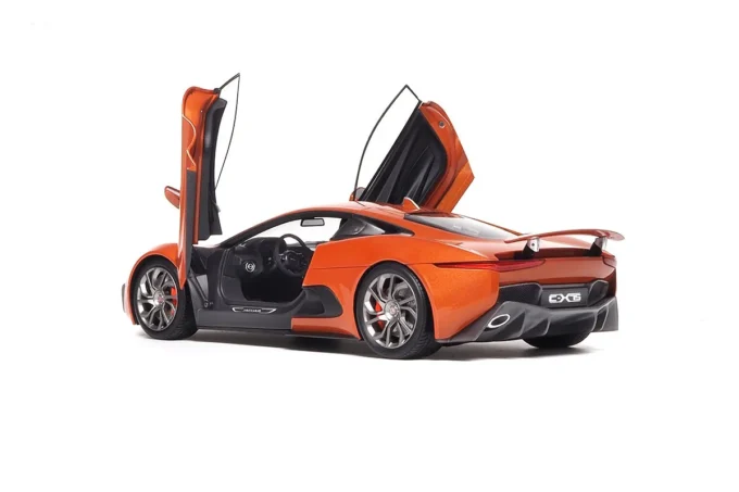 Jaguar C-X75 - Image 5