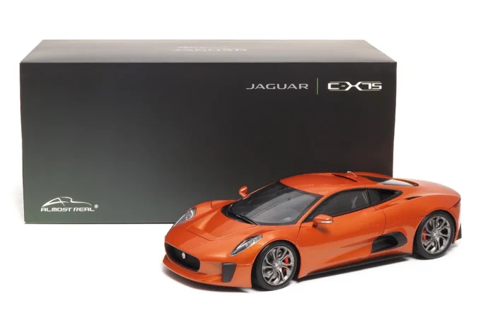Jaguar C-X75 - Image 11