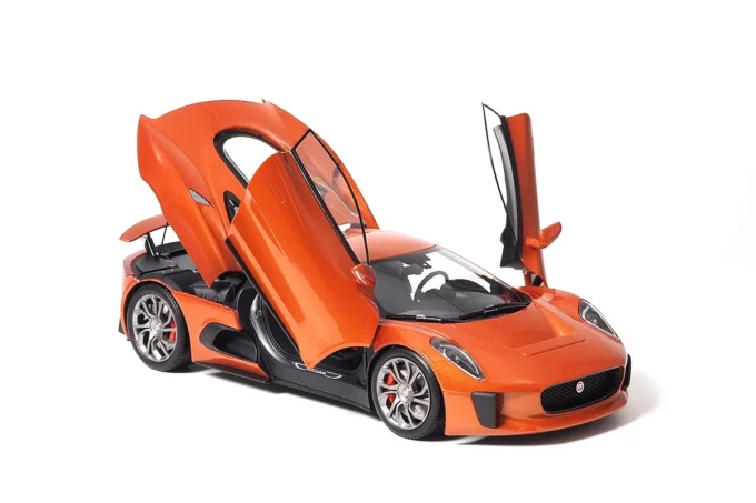 Jaguar C-X75 - Image 7
