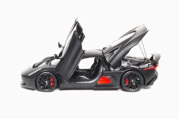 Jaguar C-X75 - Image 4