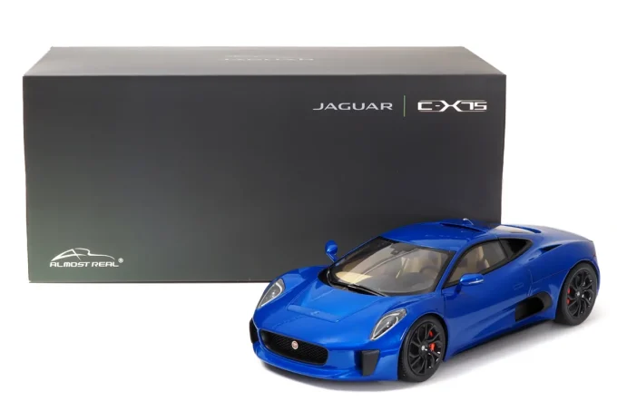 Jaguar C-X75 - Image 7