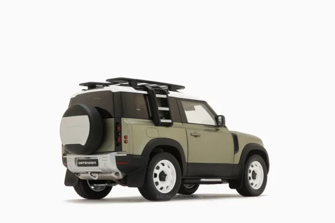 Land Rover New Defender 90 – Image 2